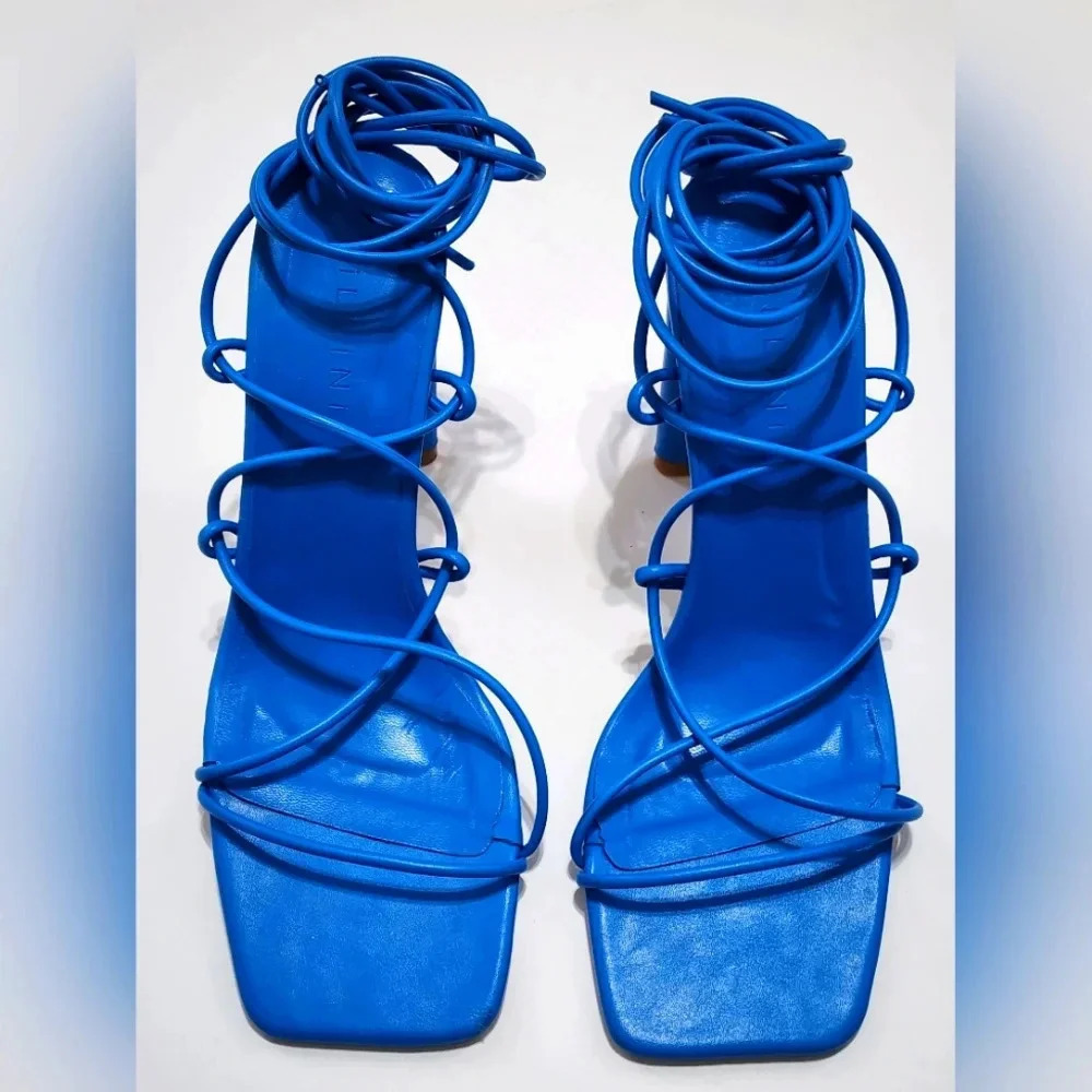 Cayara Heel By Billini Womens Blue Lace Up Square Toe Heels, size 8